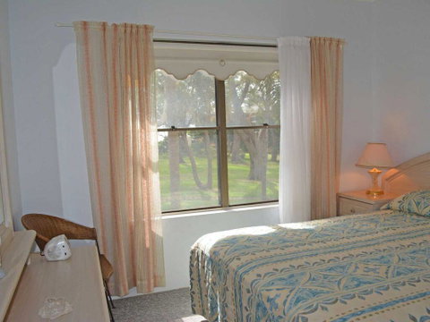 3 'Sailfish' 46 Magnus Street - Accommodation Bookings 2