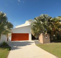 3 Bauhinia Crescent Marcoola - PET FRIENDLY LINEN SUPPLIED 500 BOND