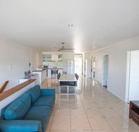 3 Bedroom Apartment // Spence St