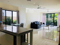 3 Bedroom Executive Luxury Beachside Townhouse