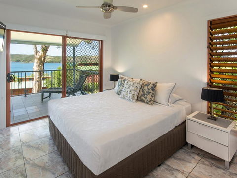 3 Bedroom Heliconia Grove On Hamilton Island - Accommodation Bookings 3
