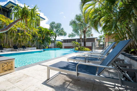 3 Bedroom Ultimate Luxury Waterfront - Accommodation Bookings 0