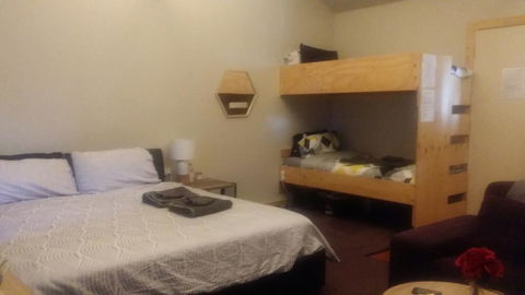 3 Hills At The Good Place - Accommodation Bookings 3