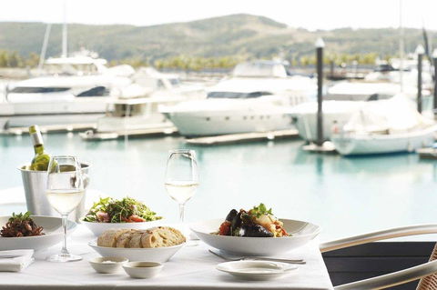 3 The Panorama Hamilton Island 2 Bedroom 2 Bathroom Ocean View Modern Apartment - Accommodation Bookings 1