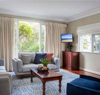 3-Bed House near Bondi Beach with Balcony Parking - Accommodation Bookings