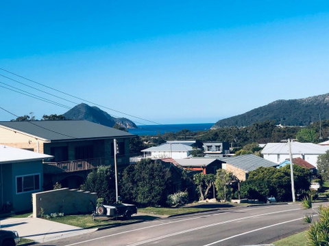 31 Kerrigan St - Large Home With Water Views & Boat Parking - Accommodation Bookings 0