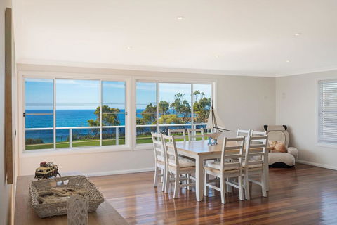 31 McMillan Crescent - Accommodation Bookings 3