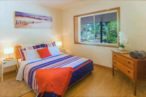 32 Zachary Drive Farm Stay Iconic Water Views - Accommodation Bookings 2