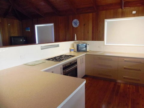 33 Cooloola Drive - Rainbow Beach, Walk To The Beach, Pet Friendly - Accommodation Bookings 1