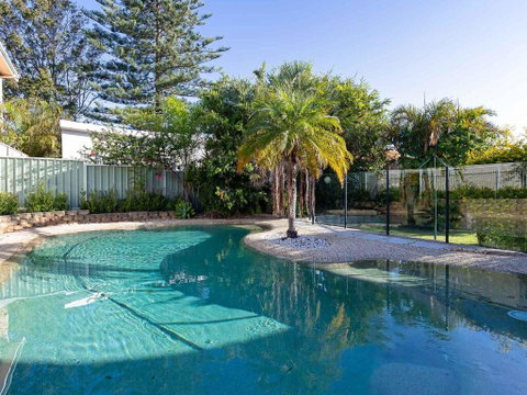 33 Gloucester St -huge Holiday House In Nelson Bay With Pool And Stunning Water Views - Accommodation Bookings 0
