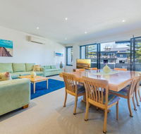 4/4 The Esplanade Cowes - Cscape - Accommodation Bookings