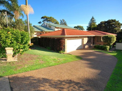 41 Leonard Avenue- Pet Friendly, Boat Parking & Aircon - Accommodation Bookings 0