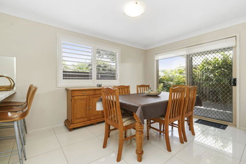 44 Oaks Avenue, No:4 - Accommodation Bookings 2