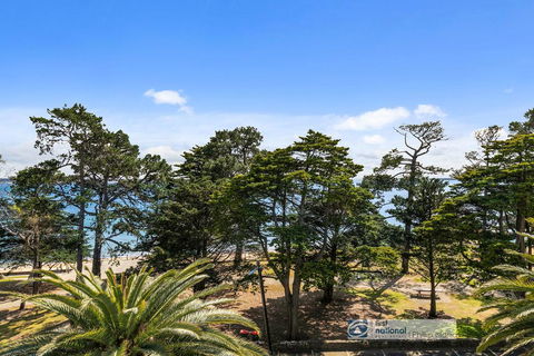444 The Waves - Accommodation Bookings 3