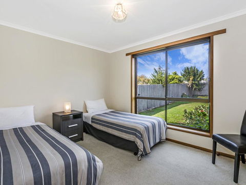 45 On REGENT - Accommodation Bookings 1