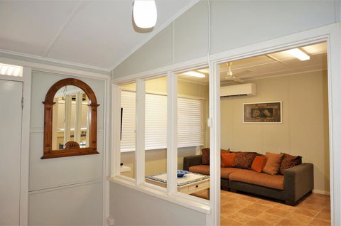 5 Learmonth Street - Close To Town Centre - Accommodation Bookings 1