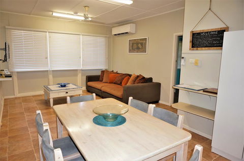 5 Learmonth Street - Close To Town Centre - Accommodation Bookings 3