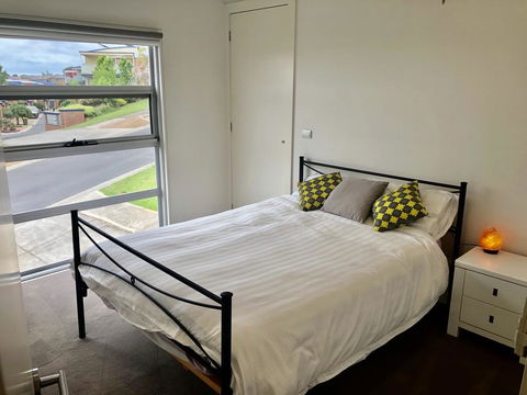 5 Star Gowanbrae Views - Accommodation Bookings 0