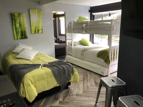 51 Beachcomber Avenue Brahmini Lodge - Accommodation Bookings 1