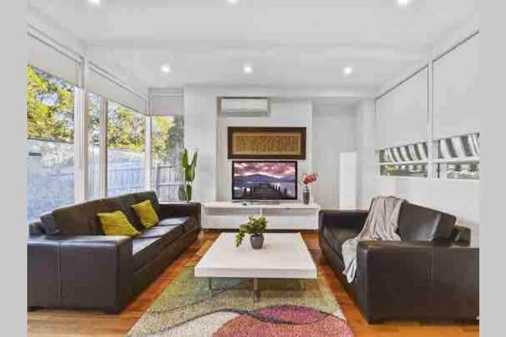 Kew East VIC Accommodation Bookings