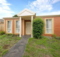 6 CAN STAY CENTRAL GLEN WAVERLEY
