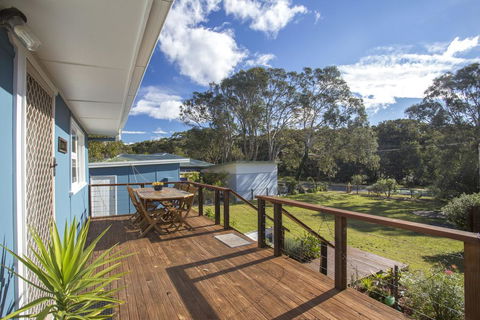 681 Murramarang Rd - Retro Beach Cottage - Accommodation Bookings 1