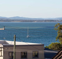 7 'BELLEVUE' 4 DONALD STREET - RENOVATED UNIT WITH AIR CON VIEWS  CENTRAL TO CBD - Accommodation Bookings