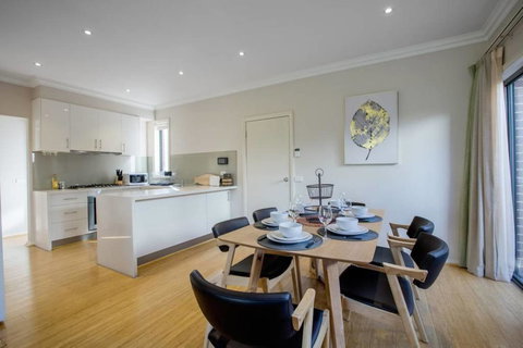 70, Greenbell Doncaster@4Bd3Bth, WestField, Freecarpa - Accommodation Bookings 1