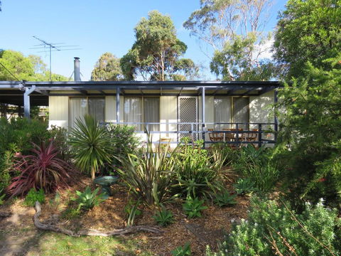 8 Ophir Ave, Ventnor - Accommodation Bookings 1