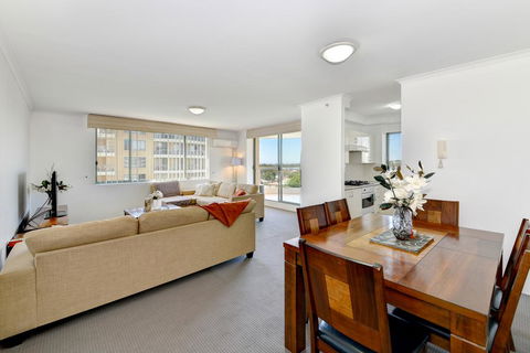 810 At The Plaza - Accommodation Bookings 2