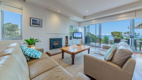 9 Charmandene On The Beach - Accommodation Bookings 0
