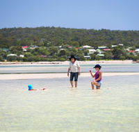 9 Marshall Street - Large Family Holiday Home just Metres to the Beach