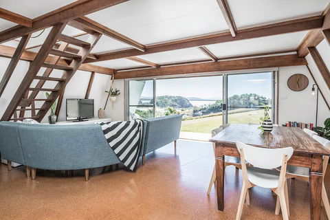 A Frame - Accommodation Bookings 3