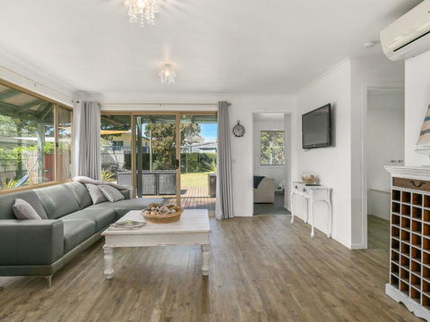 A La Plage - Accommodation Bookings 1