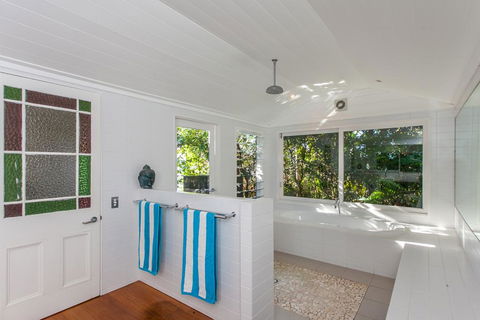 A PERFECT STAY - Aria - Holiday House - Accommodation Bookings 1