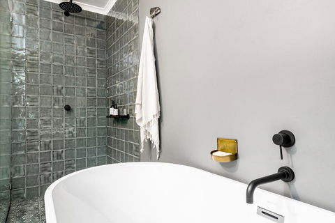 A PERFECT STAY - Black Star - Accommodation Bookings 1