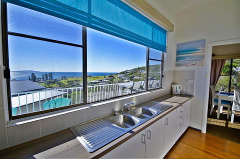 AAA Views, 2 View Street - Accommodation Bookings 2