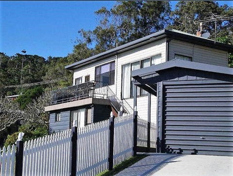 AAA Views, 2 View Street - Accommodation Bookings 1