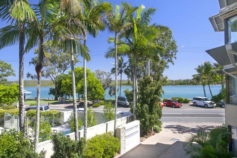 Aarons Luxury Retreat - Accommodation Bookings 0