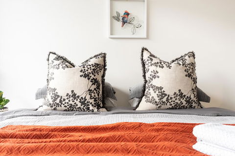 Abbotsford Playhouse Luxury Penthouse, Yarra Views, Double Parking - Accommodation Bookings 1