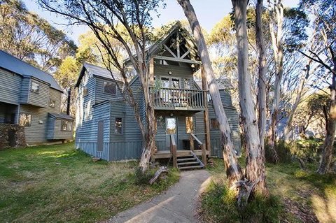 Absinthe - Accommodation Bookings 0