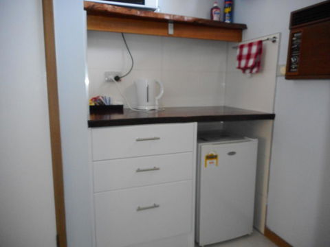 Acacia Rose Motor Inn - Accommodation Bookings 3