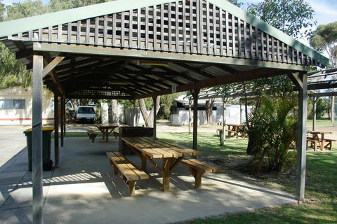 Acclaim Swan Valley Tourist Park - Accommodation Bookings 3