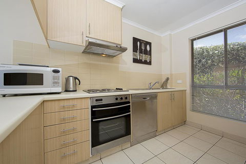 Accommodate Canberra - Kingston Court - Accommodation Bookings 3