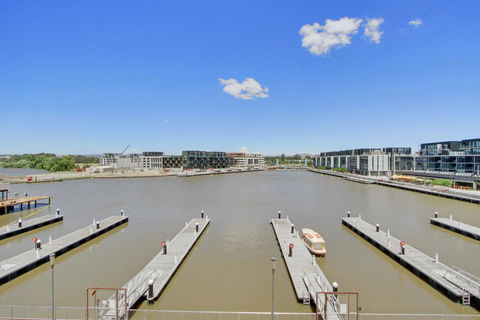 Accommodate Canberra - The Pier - Accommodation Bookings 0