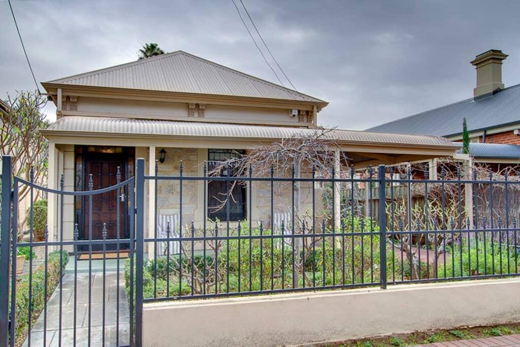 St Peters SA Accommodation Bookings