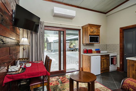 Eagle Foundry Bed & Breakfast - Accommodation Bookings 3