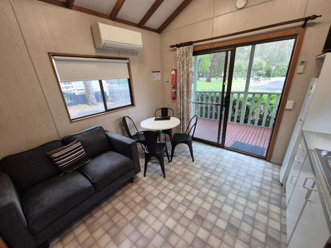 Eagle Point Caravan Park - Accommodation Bookings 0