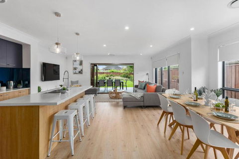 East Corrimal Escape - Beautiful Beachside Living - Accommodation Bookings 0