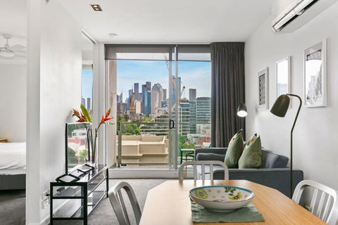 East Melb 2bed Parking Pet Friendly - Accommodation Bookings 2